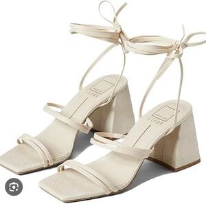 Dolce Vita Paxx Ivory Heels, Size 10